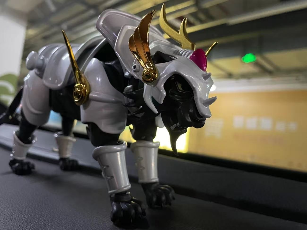 Yoroiden Samurai Troopers Roni - Bandai Tamashii Nations S.H.Figuarts 评论和价格